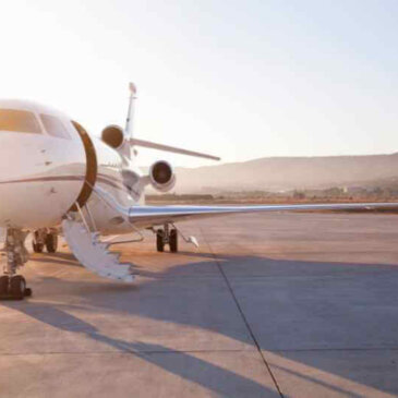 האם אני צריך ESTA אם טסים באופן פרטי או במטוס שכר?