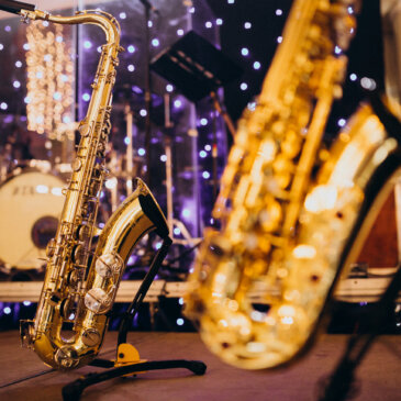 פסטיבל הג'אז והמורשת של ניו אורלינס: חגיגה הרמונית של מוזיקה, אוכל ותרבות