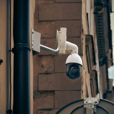 Airbnb מיישמת איסור על שימוש במצלמות אבטחה בתוך מבנים